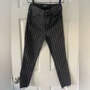 Women’s Abercrombie bottoms